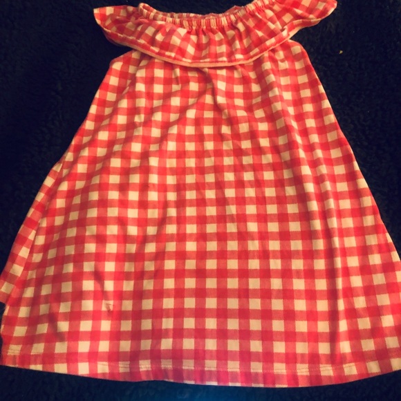 OK there’s five different outfits to choose from - Picture 9 of 15